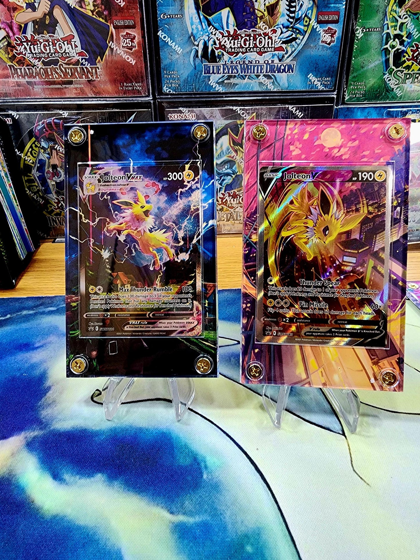 Pokemon Jolteon VMAX& V Alt Art SWSH184  SWSH183 Promo Extended Artwork Cases
