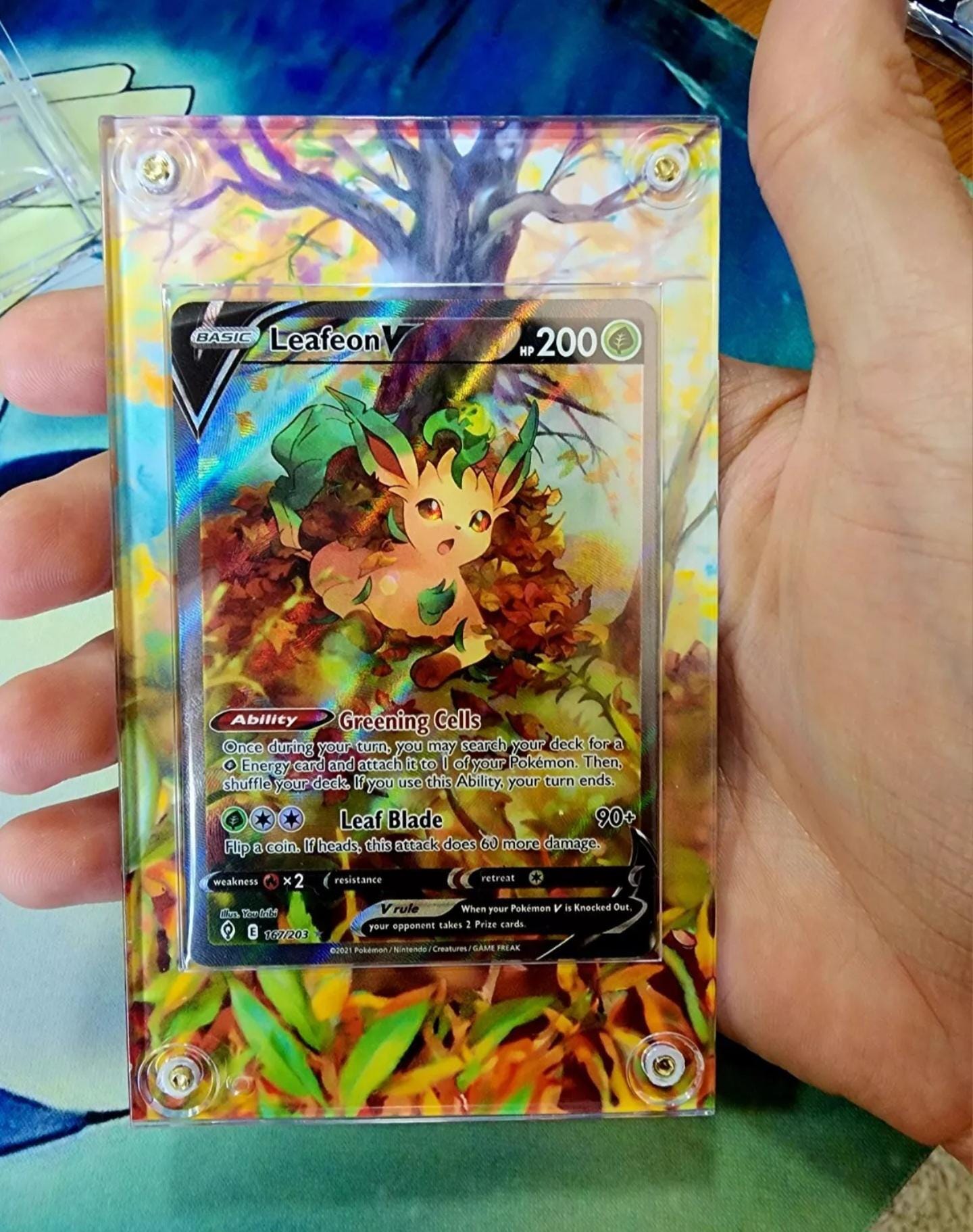 Pokemon Leafeon V Alt Art 167/203 Evolving Skies Extended Artwork Case